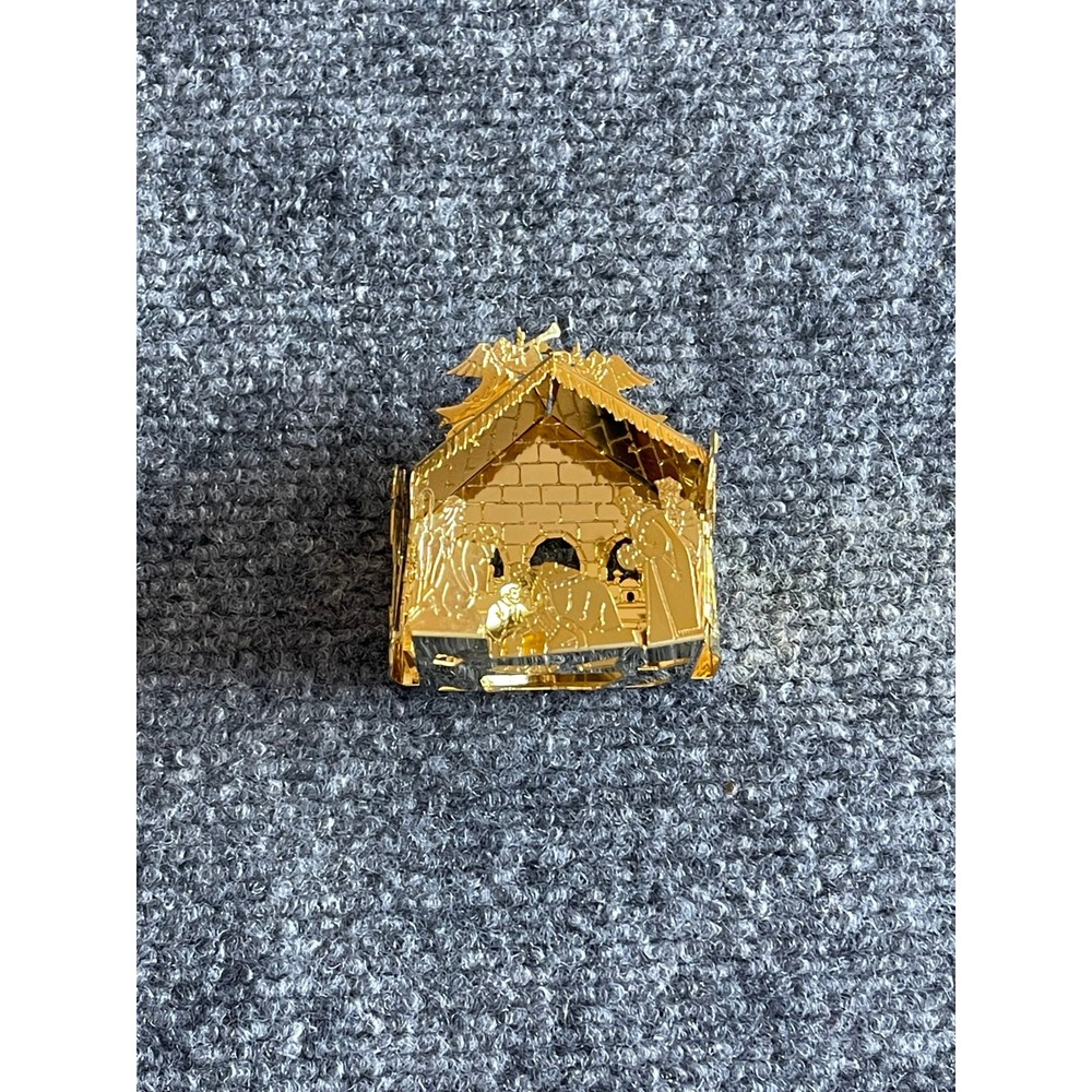 Gold Tone Metal 3D Nativity Scene Stable Christmas Ornament